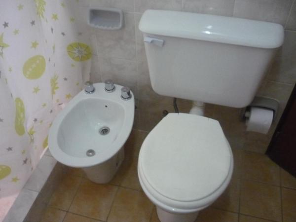 Hostel Aves del Lago : photo 9 de la chambre chambre double avec salle de bains commune