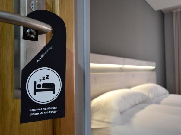 Hotel Alda Centro Oviedo : photo 4 de la chambre chambre lits jumeaux standard