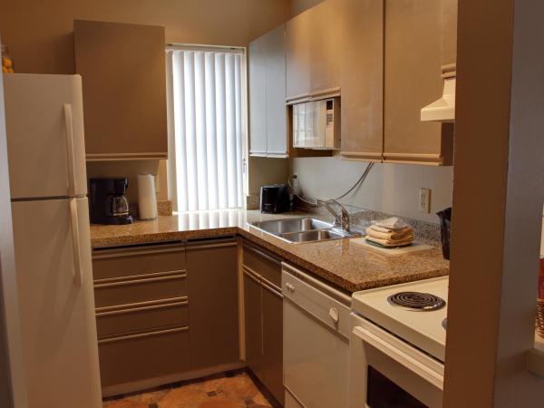 Rosellen Suites at Stanley Park : photo 9 de la chambre suite 2 chambres