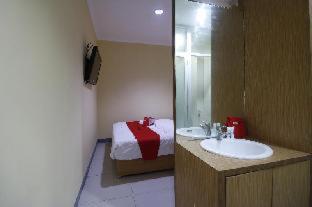 RedDoorz near ITC Cempaka Mas : photo 4 de la chambre room #328063705