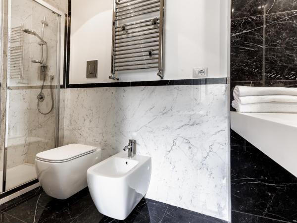 PLEY Boutique Del Centro : photo 8 de la chambre chambre double avec balcon