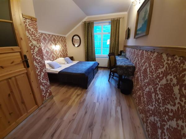 Dworek Bursztynowe Piaski : photo 5 de la chambre chambre double ou lits jumeaux standard