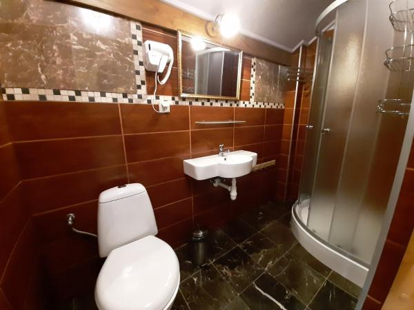 Dworek Bursztynowe Piaski : photo 4 de la chambre chambre double ou lits jumeaux standard