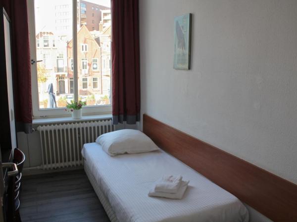 Hotel Benno : photo 2 de la chambre chambre simple avec salle de bains commune