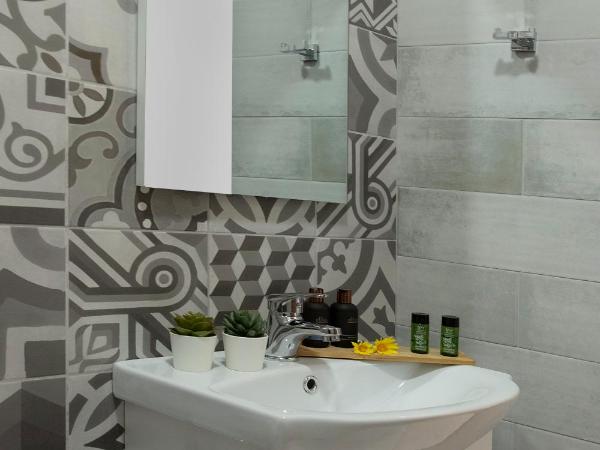 Beautiful City Suites : photo 6 de la chambre chambre double deluxe avec balcon