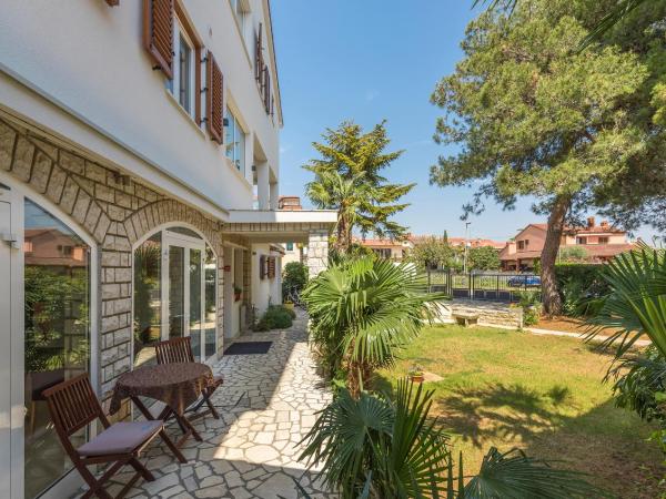 Villa Ladavac B&B : photo 5 de la chambre chambre double avec balcon