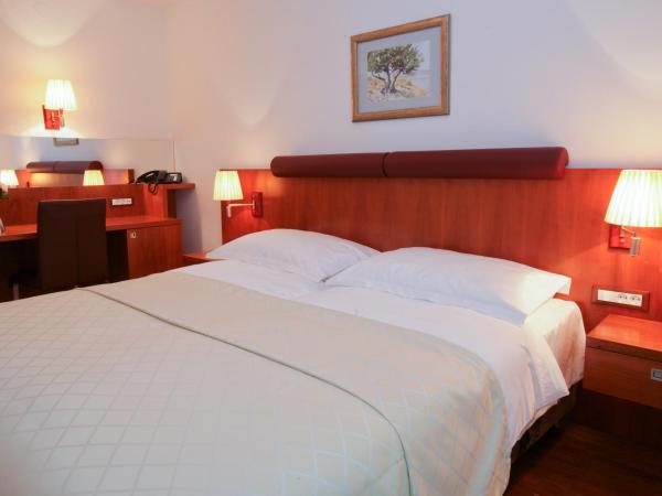 Hotel Croatia : photo 7 de la chambre chambre lits jumeaux