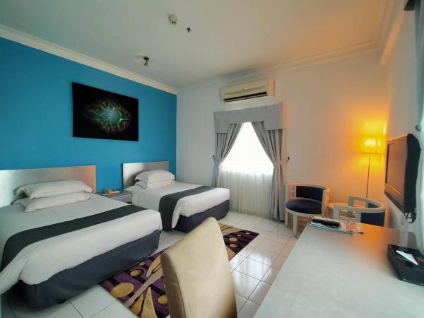 Klana Beach Resort Port Dickson : photo 1 de la chambre chambre lits jumeaux deluxe - vue sur mer