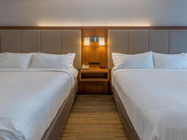 Holiday Inn Express - Indianapolis - Southeast, an IHG Hotel : photo 3 de la chambre suite avec 2 lits - non-fumeurs