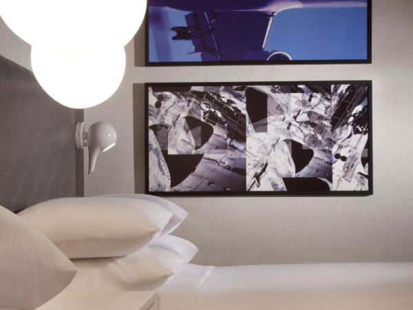 Hyatt Regency Los Angeles International Airport : photo 4 de la chambre chambre avec 2 grands lits queen-size