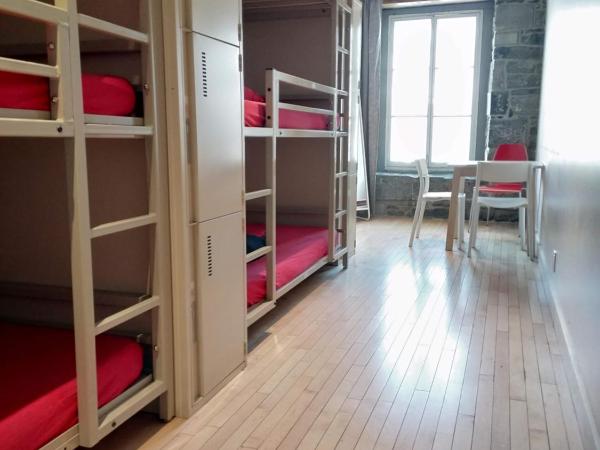 Alt Hostel : photo 9 de la chambre lit dans dortoir mixte de 6 lits