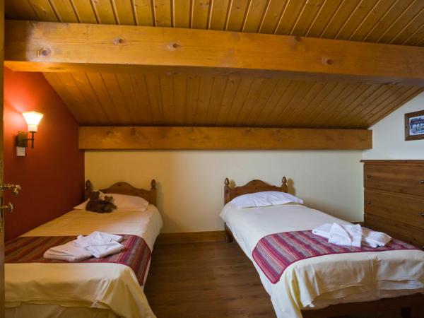 Le Hameau de la Sapinière : photo 5 de la chambre hébergement 6 chambres - 10 personnes