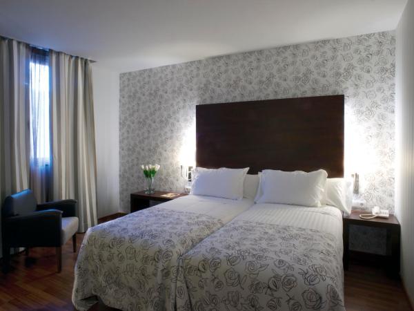 Hotel Gran Ultonia : photo 5 de la chambre suite junior