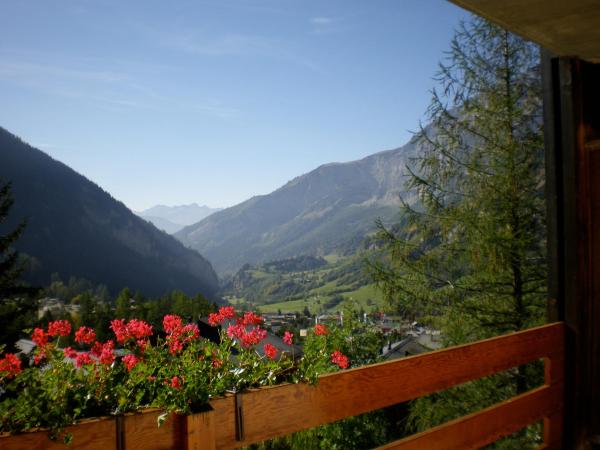 Hotel Regina Terme : photo 8 de la chambre chambre simple standard avec balcon donnant sur les montagnes