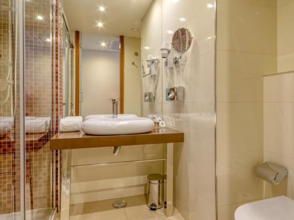 TURIM Av. Liberdade Hotel : photo 6 de la chambre chambre lits jumeaux supérieure