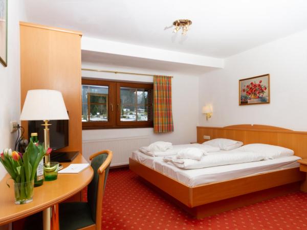 Bruggerhof - Camping, Restaurant, Hotel : photo 1 de la chambre petite chambre double