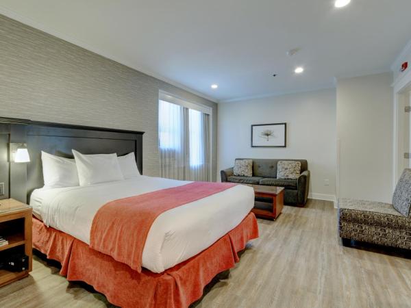 Strathcona Hotel : photo 2 de la chambre queen room with two queen and pullout sofa