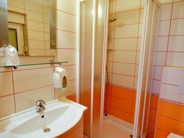 Dalmacija : photo 4 de la chambre chambre triple deluxe - vue sur mer