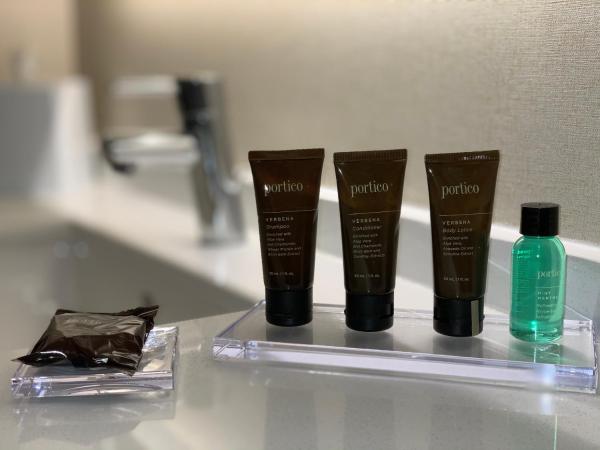 Wingate by Wyndham Kanata West Ottawa : photo 9 de la chambre chambre lit king-size - non-fumeurs