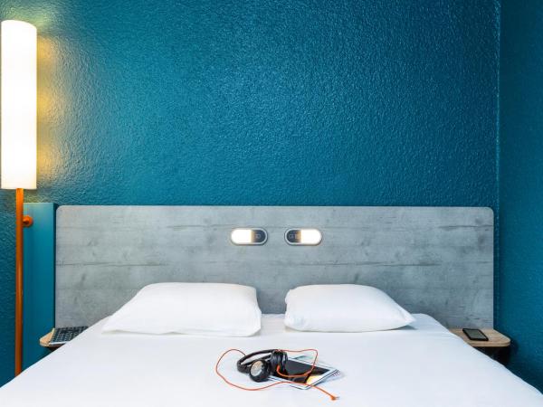 Ibis Budget Perpignan Nord Rivesaltes : photo 2 de la chambre chambre lit queen-size