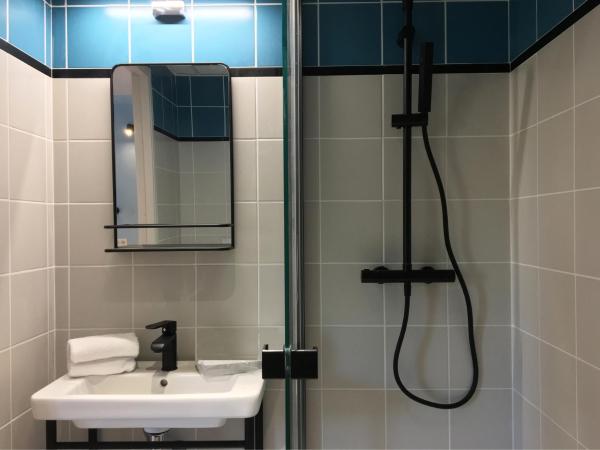 Hotel Cantosorgue : photo 4 de la chambre chambre double supérieure - vue sur rivière