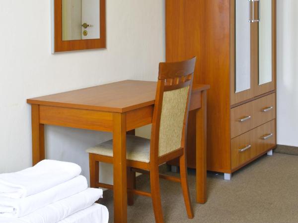 Baza Hotelowa Bobrowiecka 9 : photo 4 de la chambre chambre lits jumeaux standard