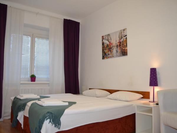 Pension Nika : photo 2 de la chambre chambre lits jumeaux - non-fumeurs