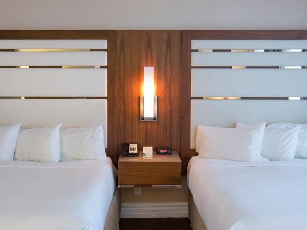 Hôtel Le Cantlie Suites : photo 3 de la chambre studio avec 2 lits queen-size