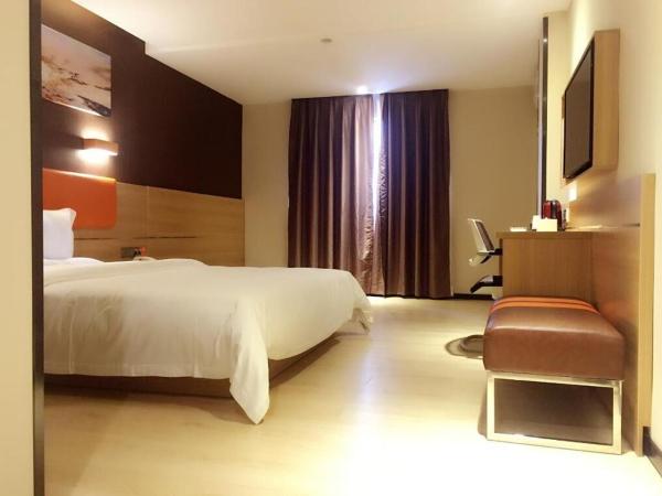 7Days Premium Shenzhen Longgang Dayun Metro Station : photo 1 de la chambre chambre lit queen-size premium