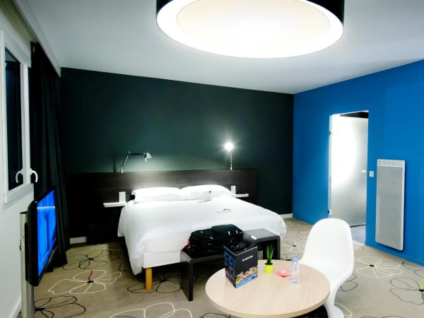 ibis Styles Brest Centre Port : photo 4 de la chambre chambre familiale avec 2 lits doubles