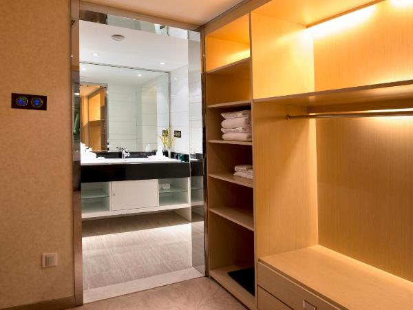 Nanjing Central Hotel : photo 6 de la chambre suite de luxe avec salon