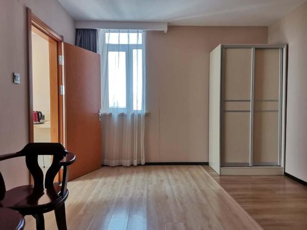 7Days Premium Dalian Airport : photo 7 de la chambre suites