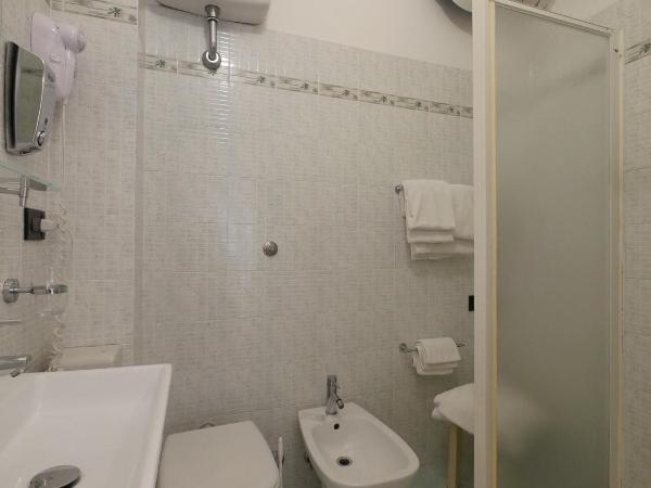 Hotel Careggi : photo 6 de la chambre chambre triple