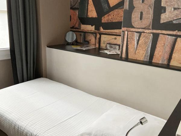 Hotel de la Presse Bordeaux Centre : photo 1 de la chambre petite chambre simple