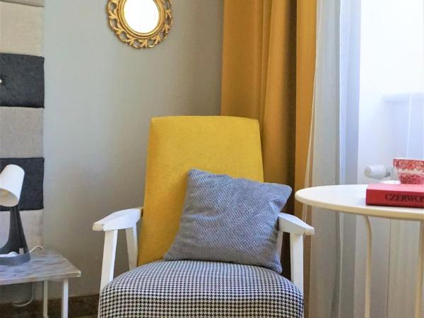 Explorer Hostel & Apartment Stare Miasto OLD TOWN 24H #don't be a tourist, be an Explorer! : photo 10 de la chambre suite 2 chambres