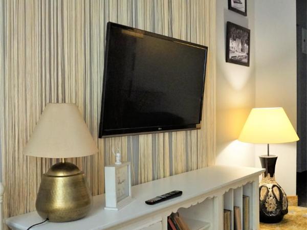 Explorer Hostel & Apartment Stare Miasto OLD TOWN 24H #don't be a tourist, be an Explorer! : photo 4 de la chambre suite 2 chambres