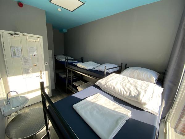 Hostel Cosmos Amsterdam : photo 4 de la chambre lit dans dortoir 6 lits
