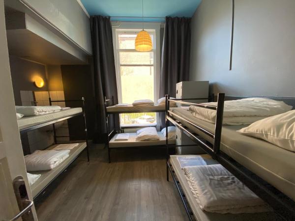 Hostel Cosmos Amsterdam : photo 1 de la chambre lit dans dortoir 6 lits