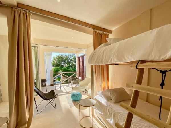 Casa Coco by Coco B Isla : photo 3 de la chambre chambre familiale - vue sur mer