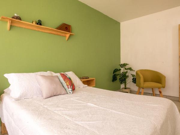 Casa Matia : photo 1 de la chambre chambre lit queen-size avec salle de bains commune