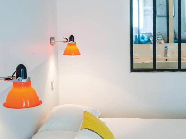 Hôtel La Cour Carrée Bordeaux Centre : photo 10 de la chambre chambre double supérieure