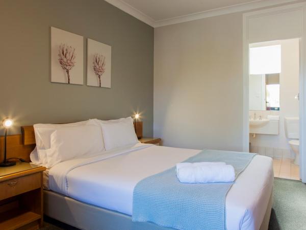 Kings Park Motel : photo 1 de la chambre chambre standard lit queen-size