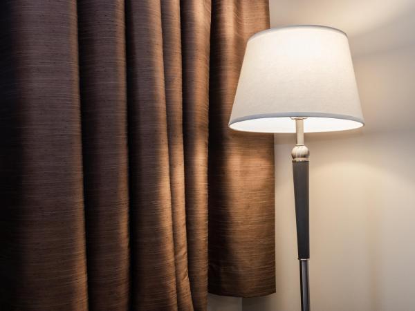 Adam's Airport Inn : photo 4 de la chambre chambre lit queen-size