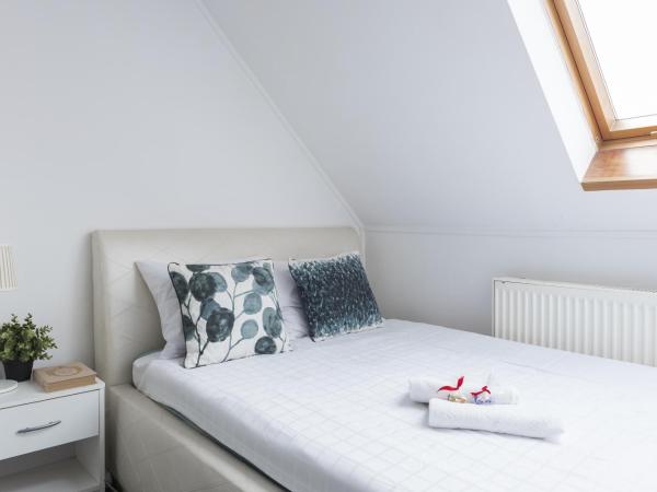 Fitness Hostel Premium : photo 3 de la chambre chambre double avec salle de bains privative