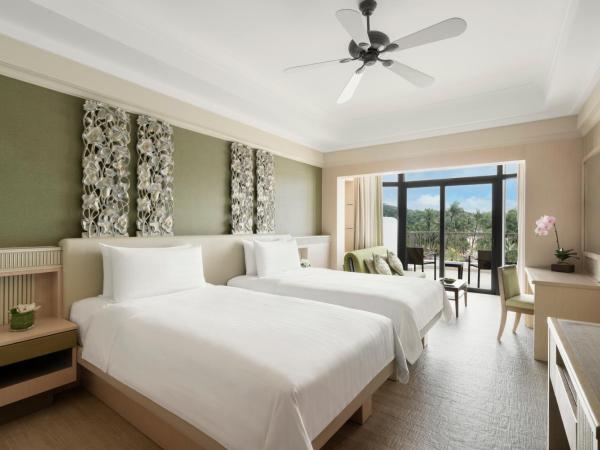 Shangri-La Rasa Sentosa, Singapore : photo 1 de la chambre chambre lits jumeaux de luxe avec vue sur la piscine