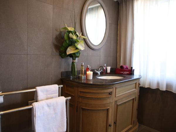 Hôtel Villa-Lamartine : photo 3 de la chambre chambre deluxe