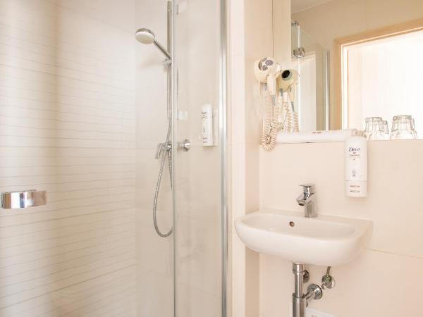 Centrum Zdrowia i Wypoczynku Ikar : photo 1 de la chambre chambre double