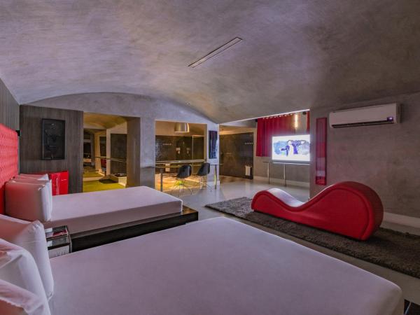 Spa urbano Motel Adult Only : photo 5 de la chambre chambre standard lit queen-size