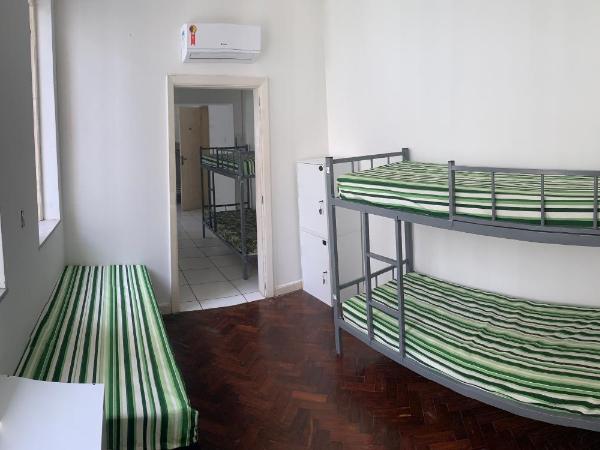 Porto das Palmeiras Hostel : photo 4 de la chambre lit simple dans dortoir de 10 lits