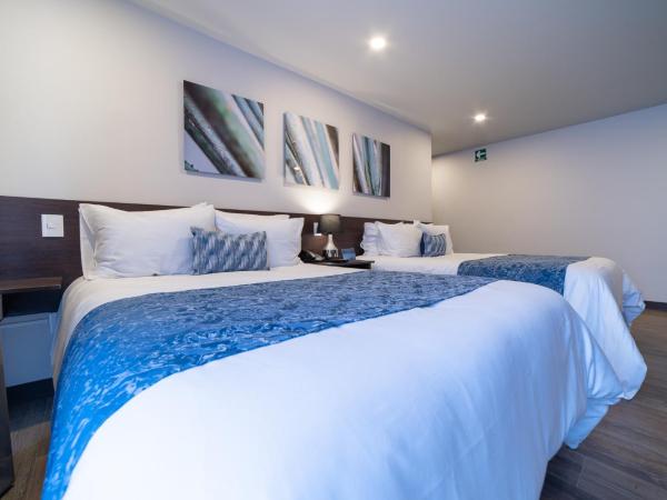 Hotel Círculo Condesa : photo 4 de la chambre chambre lits jumeaux avec terrasse